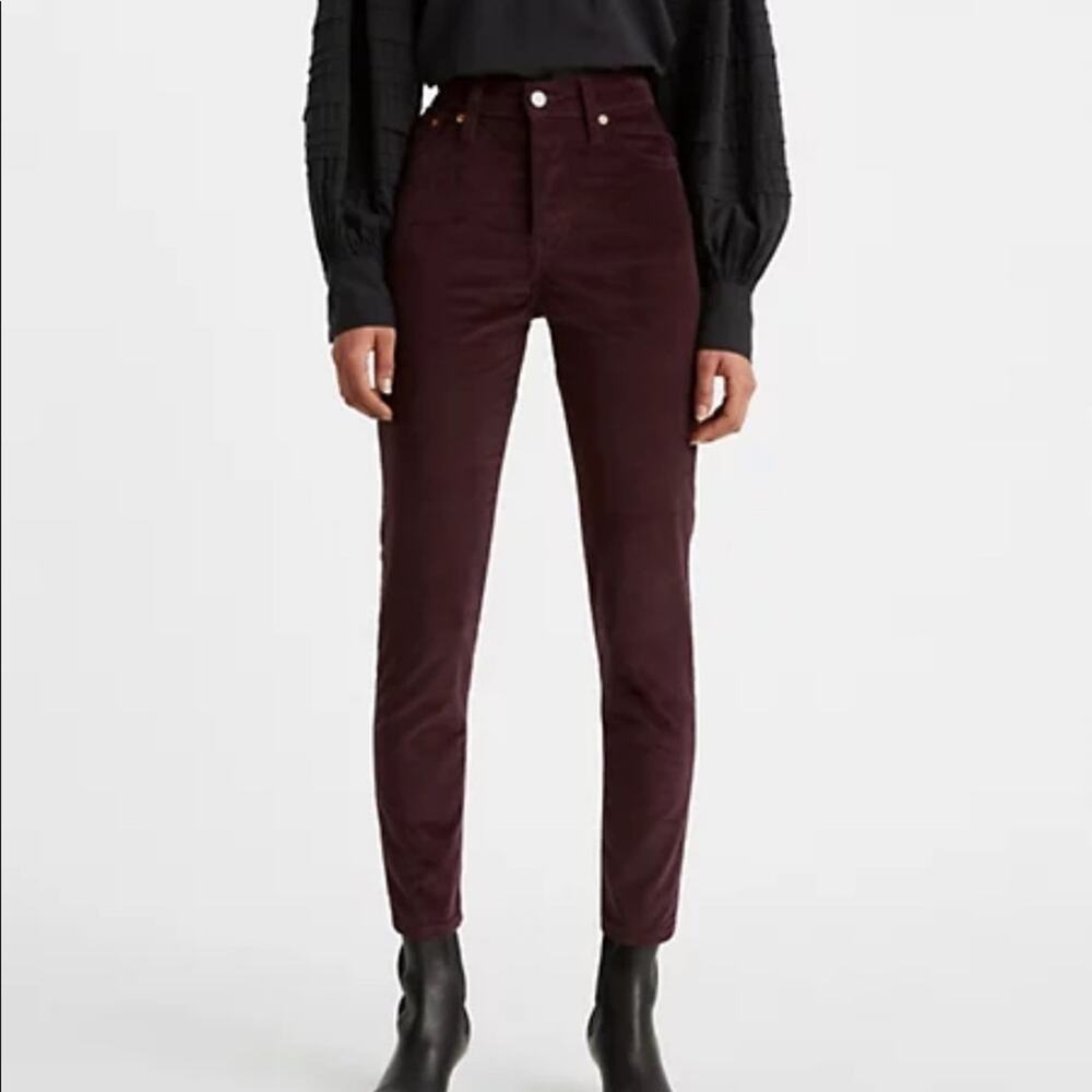 Levi’s Wedgie Skinny Burgundy High Rise Velveteen Womans Jeans Pants 33 Corduroy